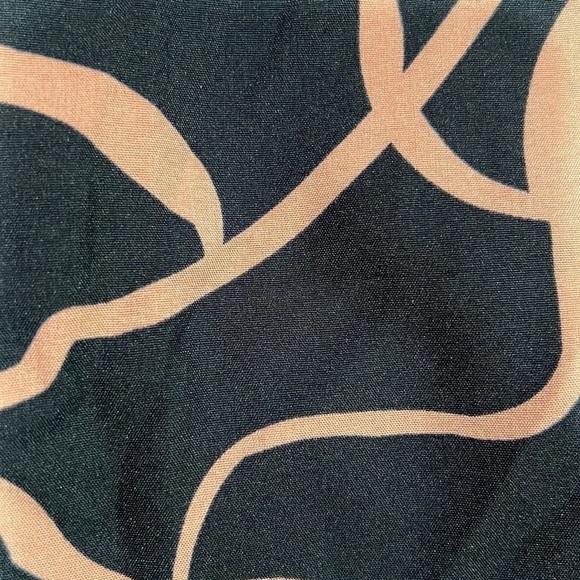 GRAPHIC PRINT MULTI COLOR BATWING SLEEVE BLOUSE - Picture 5 of 5